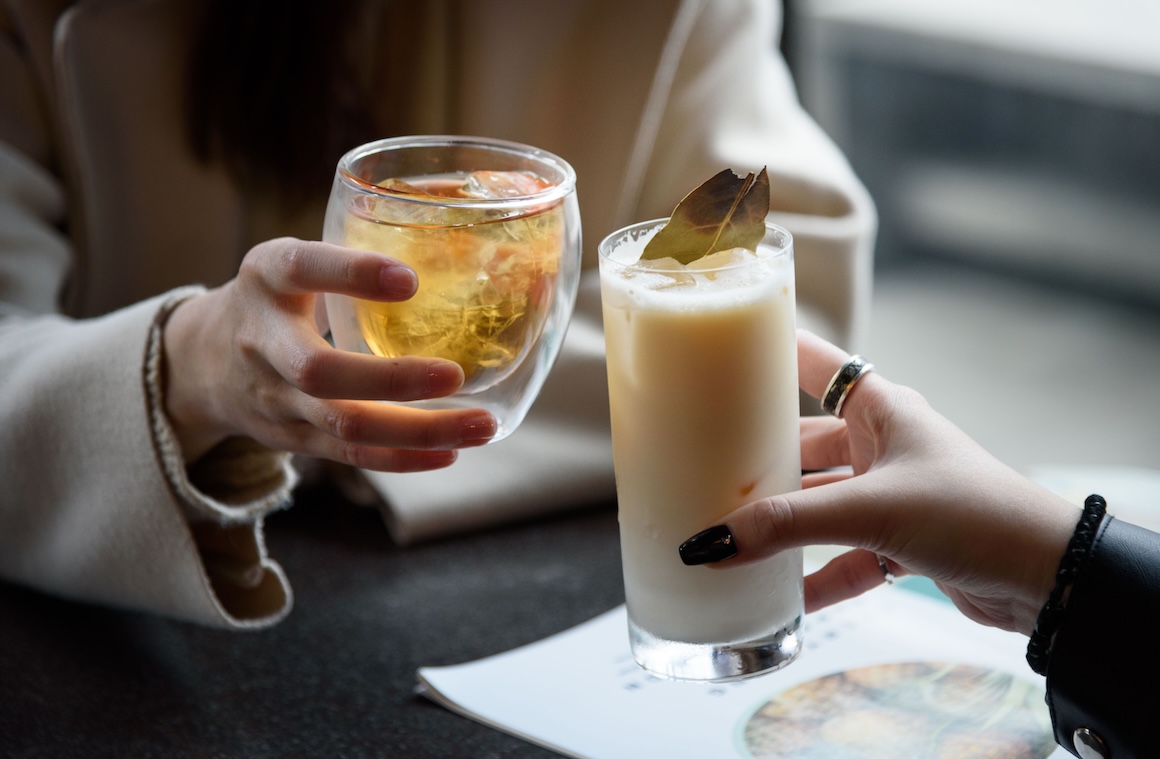 EAST END Welcome Drink 及 Happy Hour 供應時間調整